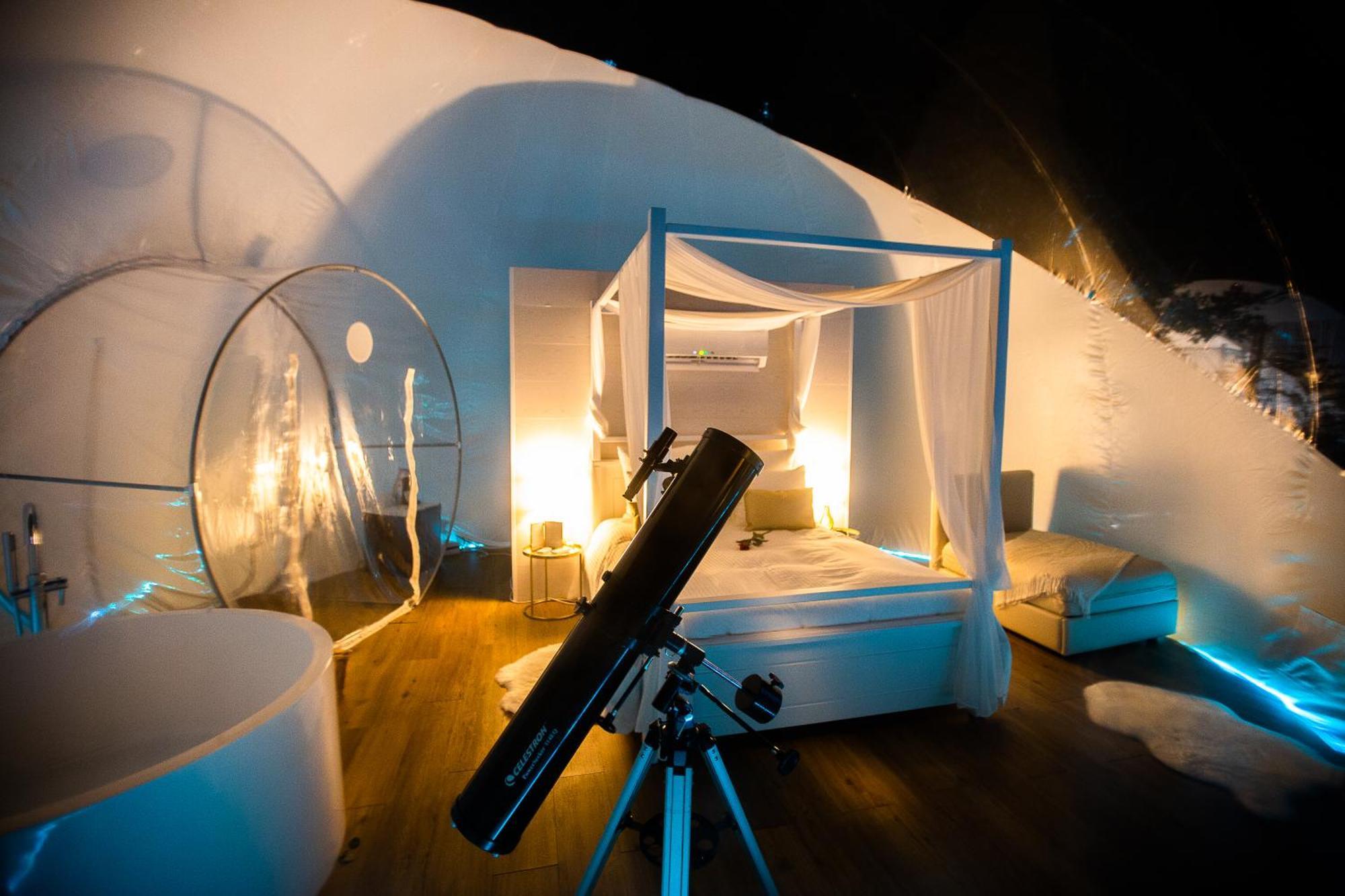 Burbujas Astronomicas Albarari Sanxenxo Hotell Eksteriør bilde